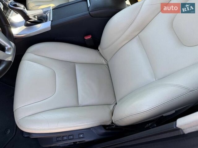 Білий Вольво B60, об'ємом двигуна 2 л та пробігом 190 тис. км за 11800 $, фото 24 на Automoto.ua
