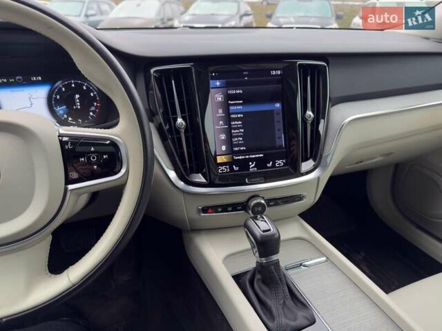 Белый Вольво B60, объемом двигателя 2 л и пробегом 30 тыс. км за 32250 $, фото 26 на Automoto.ua