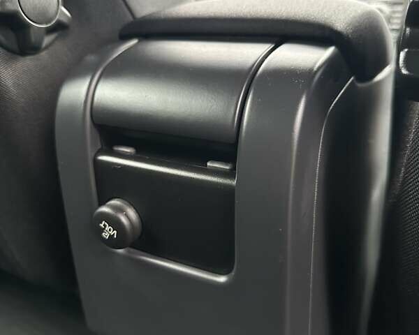 Бежевый Вольво B60, объемом двигателя 1.6 л и пробегом 215 тыс. км за 9700 $, фото 24 на Automoto.ua