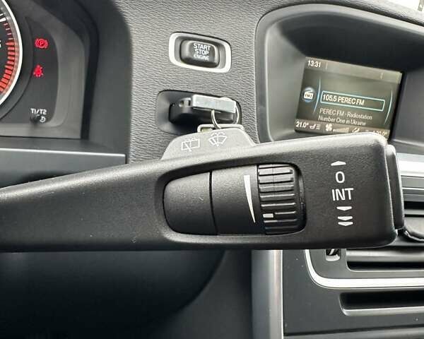 Бежевый Вольво B60, объемом двигателя 1.6 л и пробегом 215 тыс. км за 9700 $, фото 32 на Automoto.ua