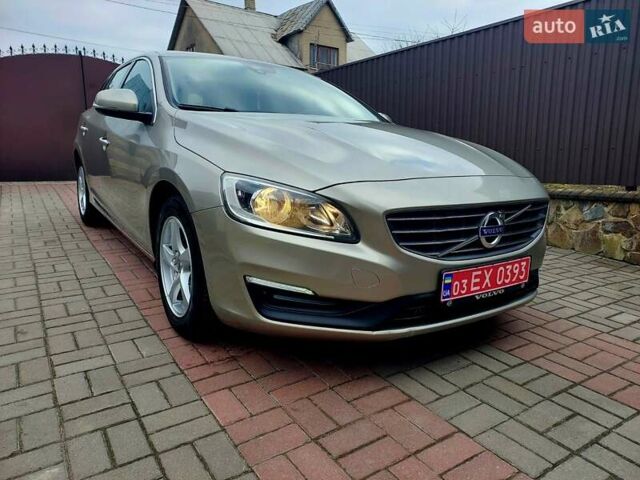 Бежевый Вольво B60, объемом двигателя 2 л и пробегом 207 тыс. км за 12999 $, фото 18 на Automoto.ua