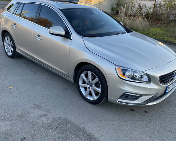 Вольво B60 2016 у Львові на Automoto.ua Бежевий Вольво B60, об'ємом двигуна 1.97 л та пробігом 158 тис. км за 13500 $, фото 17 на Automoto.ua