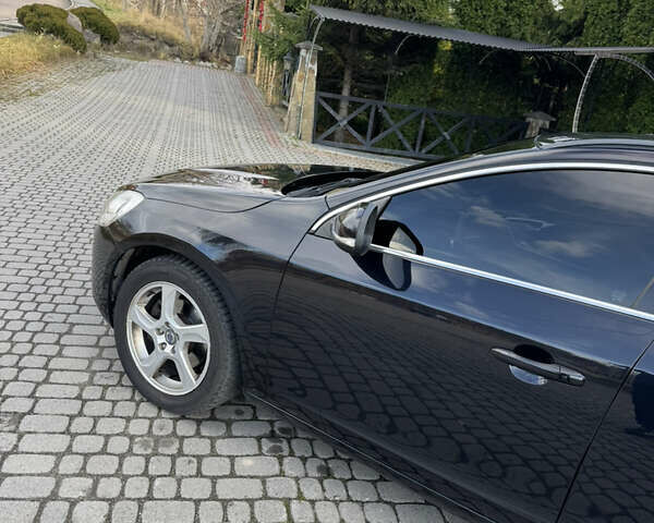 Чорний Вольво B60, об'ємом двигуна 1.98 л та пробігом 334 тис. км за 11777 $, фото 7 на Automoto.ua