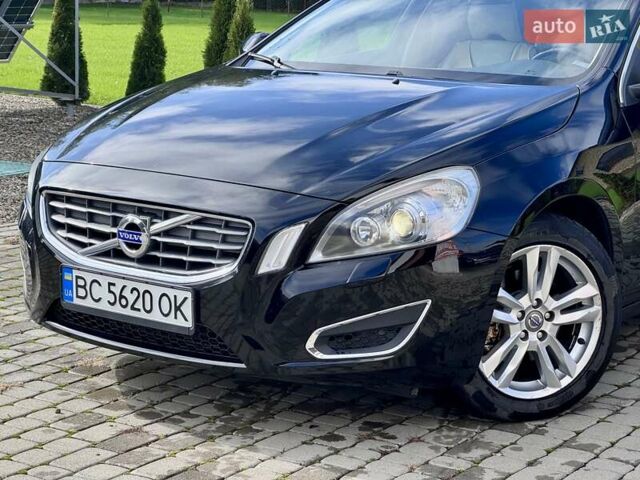 Черный Вольво B60, объемом двигателя 1.98 л и пробегом 275 тыс. км за 10200 $, фото 2 на Automoto.ua