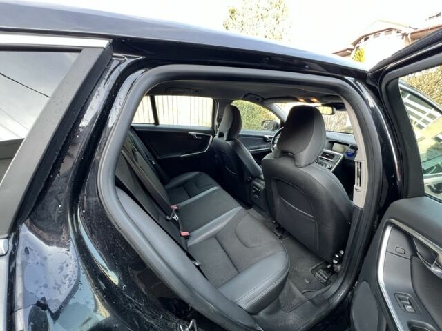 Чорний Вольво B60, об'ємом двигуна 2 л та пробігом 243 тис. км за 9700 $, фото 9 на Automoto.ua