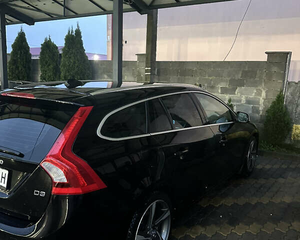 Черный Вольво B60, объемом двигателя 1.98 л и пробегом 252 тыс. км за 12500 $, фото 9 на Automoto.ua