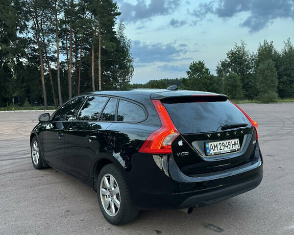 Черный Вольво B60, объемом двигателя 1.98 л и пробегом 288 тыс. км за 10500 $, фото 3 на Automoto.ua