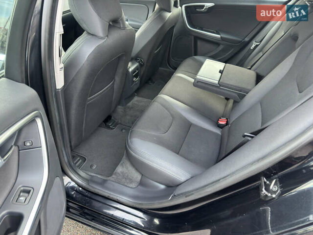 Чорний Вольво B60, об'ємом двигуна 1.98 л та пробігом 240 тис. км за 12700 $, фото 30 на Automoto.ua