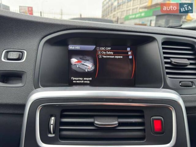 Черный Вольво B60, объемом двигателя 1.98 л и пробегом 237 тыс. км за 12700 $, фото 56 на Automoto.ua