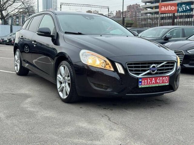 Черный Вольво B60, объемом двигателя 1.98 л и пробегом 237 тыс. км за 12700 $, фото 19 на Automoto.ua