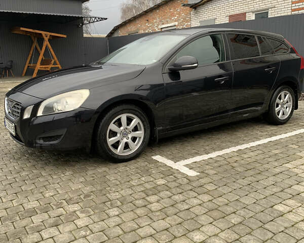 Черный Вольво B60, объемом двигателя 1.98 л и пробегом 228 тыс. км за 12500 $, фото 5 на Automoto.ua