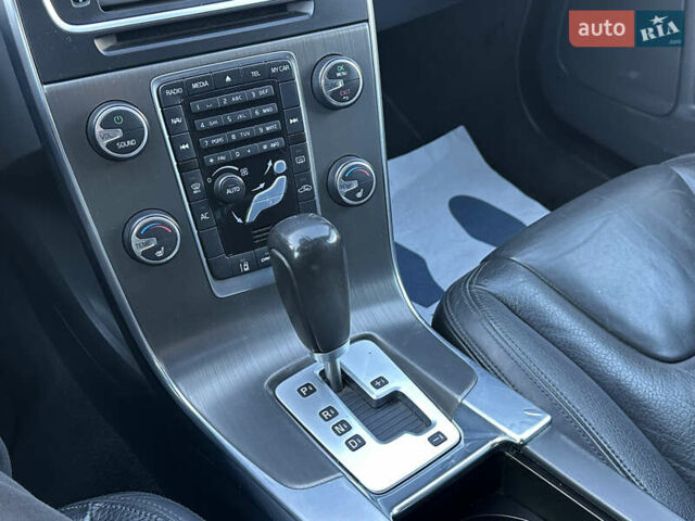 Черный Вольво B60, объемом двигателя 2 л и пробегом 204 тыс. км за 11390 $, фото 17 на Automoto.ua