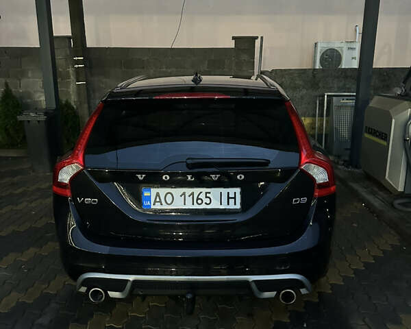 Черный Вольво B60, объемом двигателя 1.98 л и пробегом 252 тыс. км за 12500 $, фото 8 на Automoto.ua