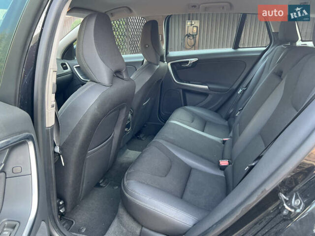 Чорний Вольво B60, об'ємом двигуна 1.98 л та пробігом 244 тис. км за 9500 $, фото 16 на Automoto.ua