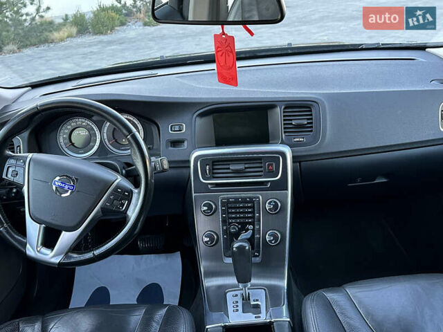 Черный Вольво B60, объемом двигателя 2 л и пробегом 204 тыс. км за 10990 $, фото 13 на Automoto.ua