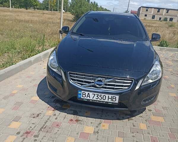 Чорний Вольво B60, об'ємом двигуна 1.56 л та пробігом 195 тис. км за 11000 $, фото 1 на Automoto.ua