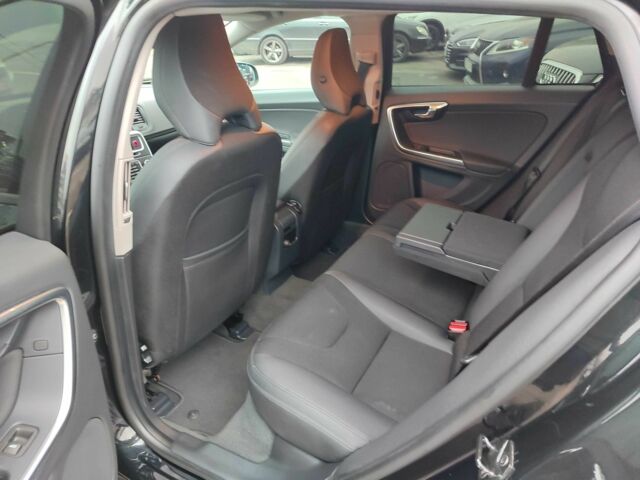 Чорний Вольво B60, об'ємом двигуна 2 л та пробігом 238 тис. км за 12700 $, фото 8 на Automoto.ua