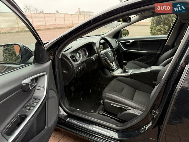 Чорний Вольво B60, об'ємом двигуна 1.56 л та пробігом 275 тис. км за 9650 $, фото 22 на Automoto.ua