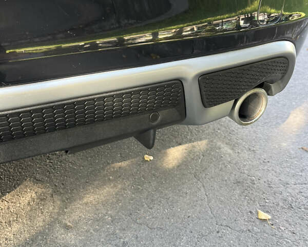Черный Вольво B60, объемом двигателя 2.4 л и пробегом 179 тыс. км за 13600 $, фото 12 на Automoto.ua
