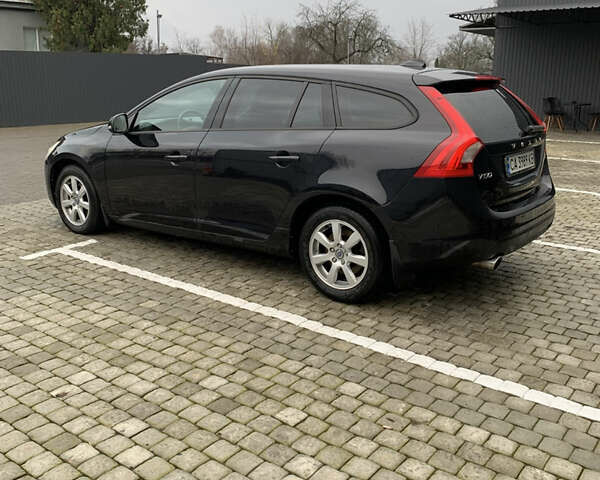 Черный Вольво B60, объемом двигателя 1.98 л и пробегом 228 тыс. км за 12500 $, фото 4 на Automoto.ua