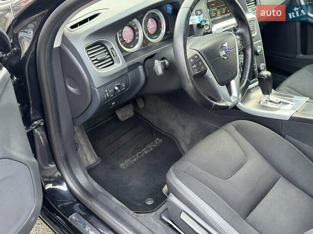 Чорний Вольво B60, об'ємом двигуна 1.98 л та пробігом 240 тис. км за 12700 $, фото 19 на Automoto.ua