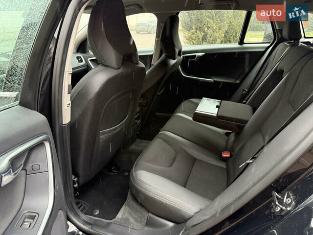 Чорний Вольво B60, об'ємом двигуна 1.56 л та пробігом 275 тис. км за 9650 $, фото 40 на Automoto.ua