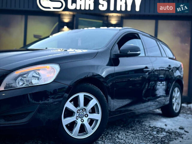 Черный Вольво B60, объемом двигателя 1.6 л и пробегом 242 тыс. км за 9700 $, фото 8 на Automoto.ua