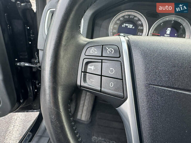 Чорний Вольво B60, об'ємом двигуна 1.98 л та пробігом 240 тис. км за 12700 $, фото 36 на Automoto.ua