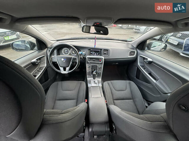 Чорний Вольво B60, об'ємом двигуна 1.98 л та пробігом 240 тис. км за 12700 $, фото 33 на Automoto.ua