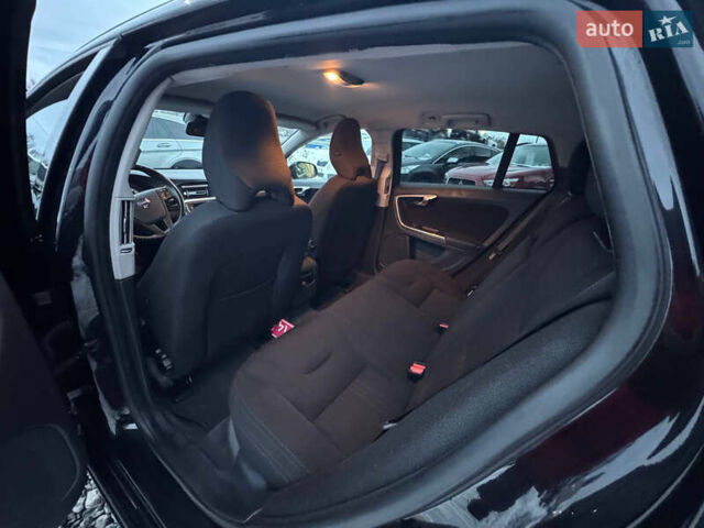 Черный Вольво B60, объемом двигателя 1.6 л и пробегом 242 тыс. км за 9700 $, фото 27 на Automoto.ua