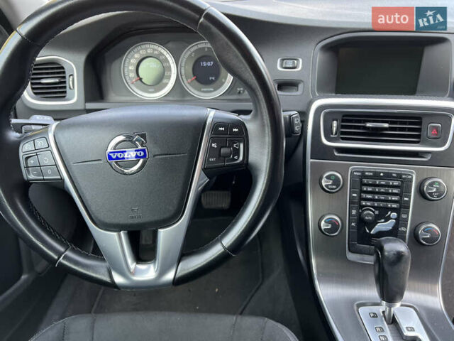 Чорний Вольво B60, об'ємом двигуна 1.98 л та пробігом 244 тис. км за 9500 $, фото 11 на Automoto.ua