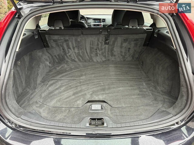 Чорний Вольво B60, об'ємом двигуна 1.56 л та пробігом 275 тис. км за 9650 $, фото 43 на Automoto.ua