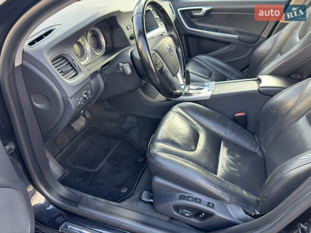 Чорний Вольво B60, об'ємом двигуна 2 л та пробігом 235 тис. км за 13300 $, фото 22 на Automoto.ua