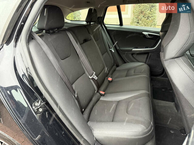 Чорний Вольво B60, об'ємом двигуна 1.56 л та пробігом 275 тис. км за 9650 $, фото 35 на Automoto.ua