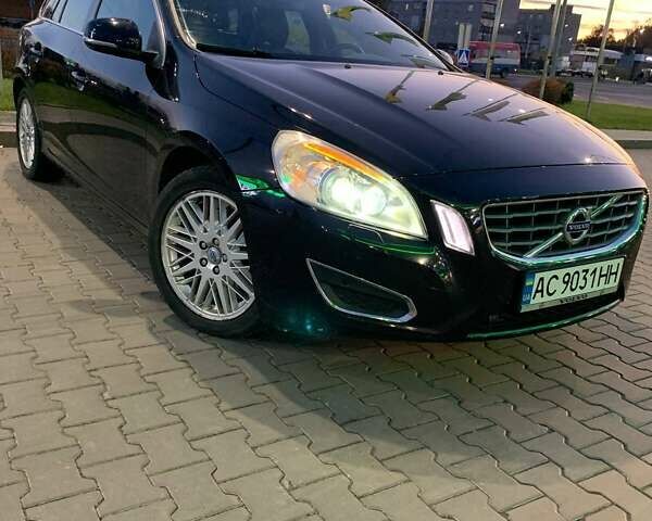 Черный Вольво B60, объемом двигателя 1.98 л и пробегом 263 тыс. км за 10600 $, фото 10 на Automoto.ua