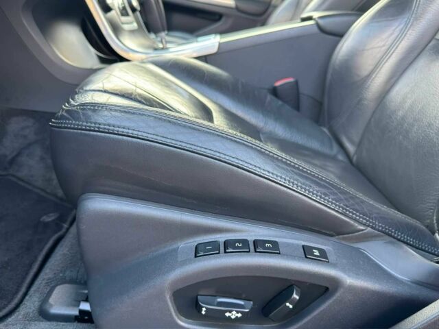 Черный Вольво B60, объемом двигателя 2 л и пробегом 213 тыс. км за 13300 $, фото 22 на Automoto.ua