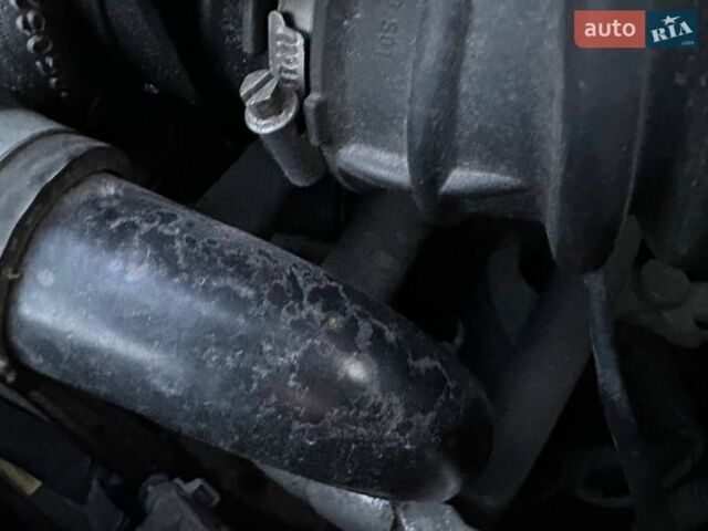 Черный Вольво B60, объемом двигателя 1.56 л и пробегом 224 тыс. км за 9500 $, фото 31 на Automoto.ua