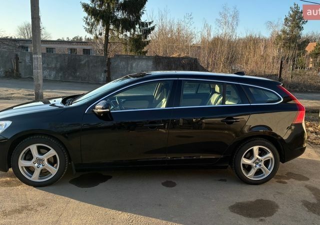 Чорний Вольво B60, об'ємом двигуна 1.98 л та пробігом 250 тис. км за 12700 $, фото 4 на Automoto.ua