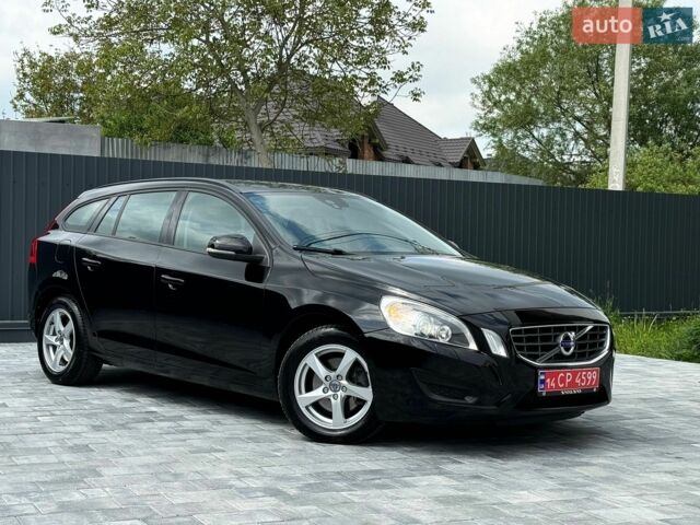 Чорний Вольво B60, об'ємом двигуна 2 л та пробігом 260 тис. км за 10350 $, фото 3 на Automoto.ua