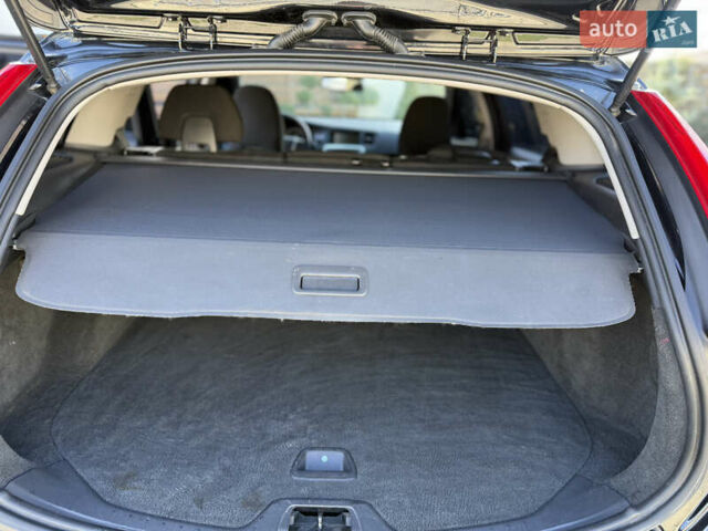 Чорний Вольво B60, об'ємом двигуна 1.56 л та пробігом 299 тис. км за 10099 $, фото 74 на Automoto.ua