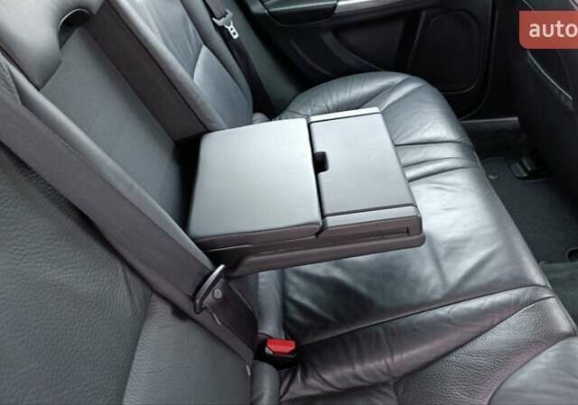 Черный Вольво B60, объемом двигателя 1.56 л и пробегом 252 тыс. км за 9750 $, фото 59 на Automoto.ua