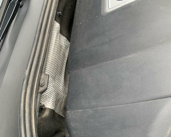 Черный Вольво B60, объемом двигателя 1.98 л и пробегом 228 тыс. км за 12500 $, фото 14 на Automoto.ua