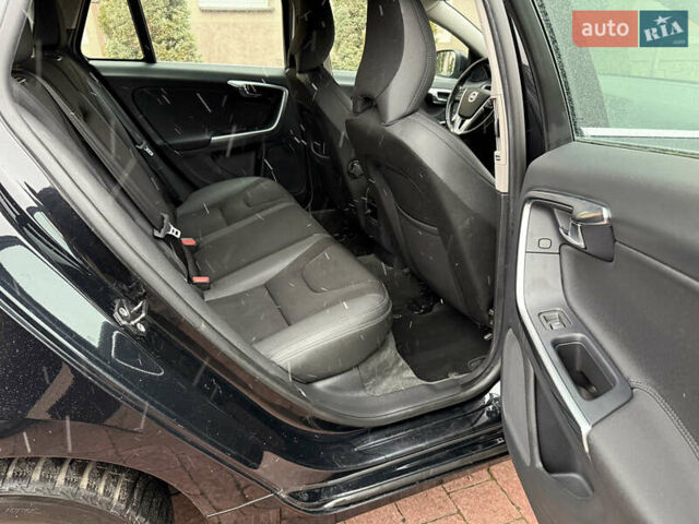 Чорний Вольво B60, об'ємом двигуна 1.56 л та пробігом 275 тис. км за 9650 $, фото 34 на Automoto.ua