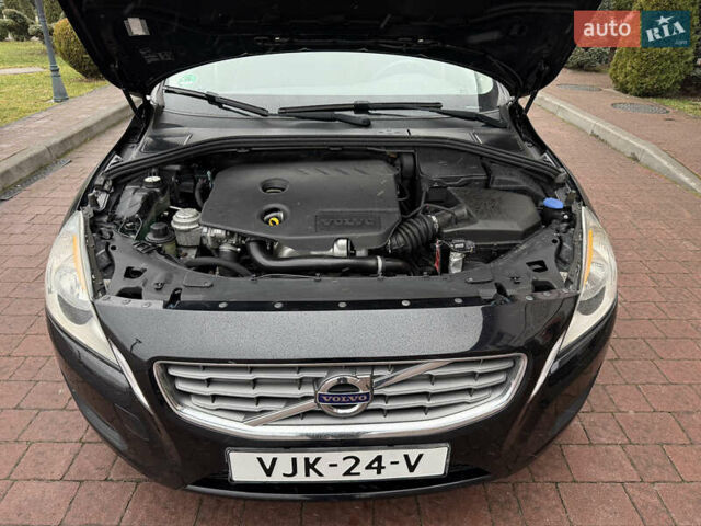 Чорний Вольво B60, об'ємом двигуна 1.56 л та пробігом 275 тис. км за 9650 $, фото 50 на Automoto.ua