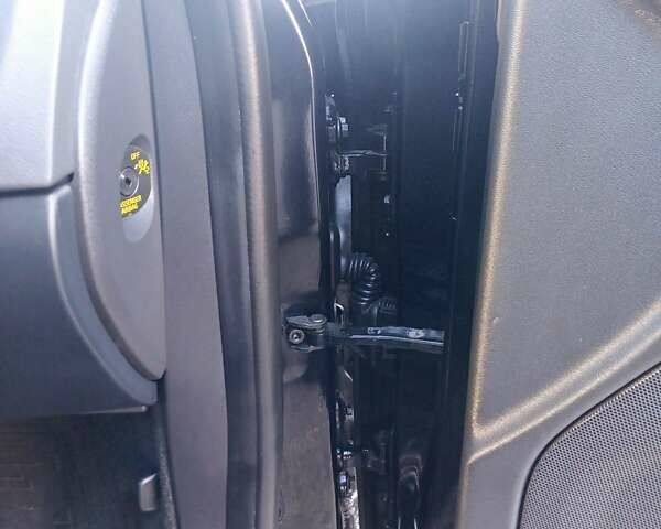 Чорний Вольво B60, об'ємом двигуна 1.6 л та пробігом 247 тис. км за 10750 $, фото 56 на Automoto.ua