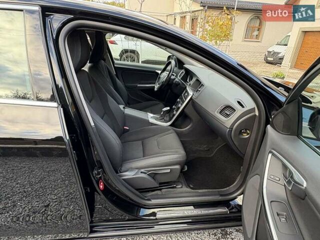 Чорний Вольво B60, об'ємом двигуна 1.99 л та пробігом 257 тис. км за 12200 $, фото 27 на Automoto.ua