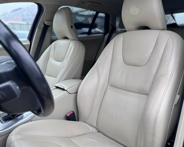 Чорний Вольво B60, об'ємом двигуна 2 л та пробігом 232 тис. км за 12700 $, фото 28 на Automoto.ua