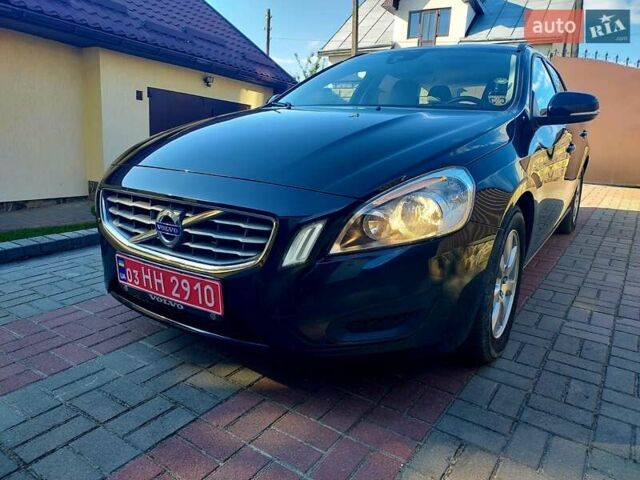 Черный Вольво B60, объемом двигателя 1.99 л и пробегом 262 тыс. км за 11333 $, фото 7 на Automoto.ua