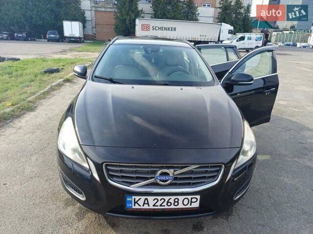 Чорний Вольво B60, об'ємом двигуна 1.6 л та пробігом 244 тис. км за 12500 $, фото 5 на Automoto.ua