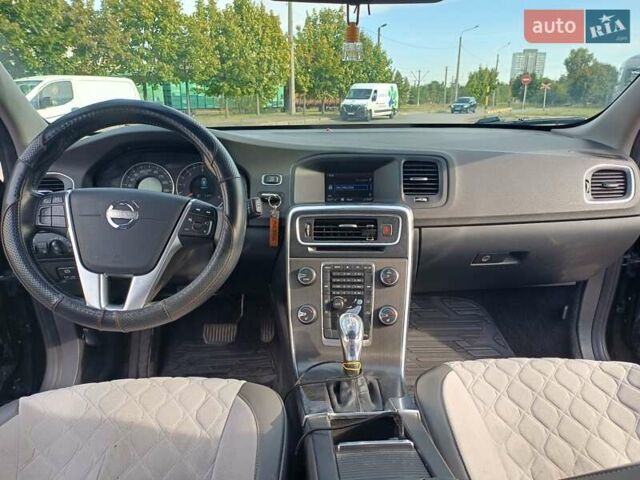 Чорний Вольво B60, об'ємом двигуна 1.6 л та пробігом 244 тис. км за 12500 $, фото 17 на Automoto.ua